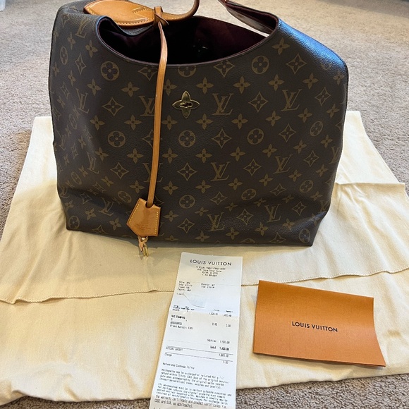 Louis Vuitton Flower Hobo Handbag - Excellent Used Condition - Picture 9 of 11